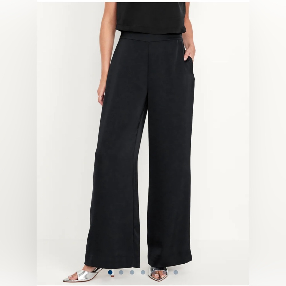 Halston Women’s Black Satin Wide Leg Trousers size Medium